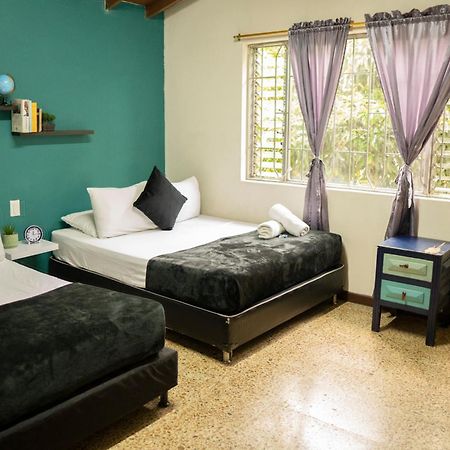 Buntes House-Casa Hotel Laureles-Estadio Medellín Zewnętrze zdjęcie